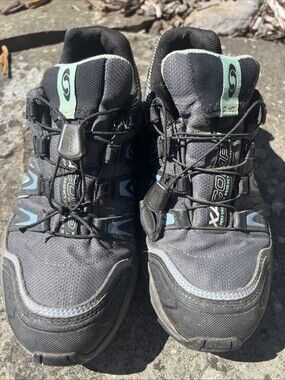 Solomon Climashield Waterproof Trail Shoe Women’s 8 Grey Cinch Ties Sm Flaw
